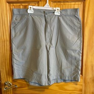Structure flat front men's shorts
